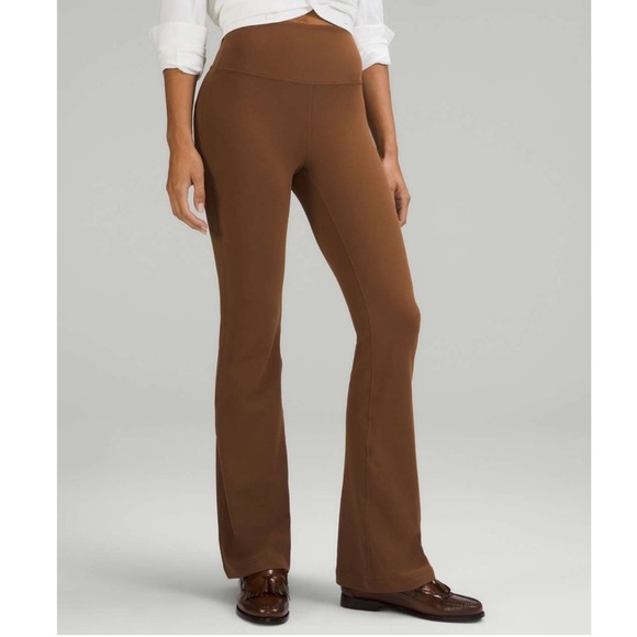 Lululemon Groove Super-High-Rise Flared Legging - Picture 2 of 16